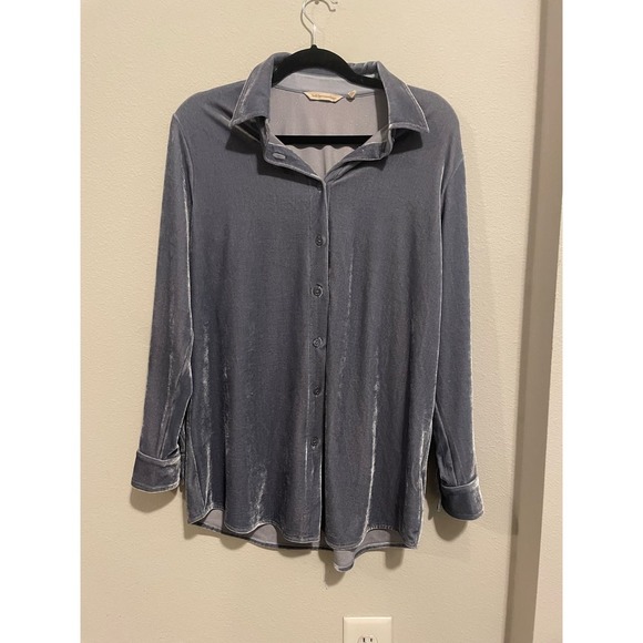 Soft Surroundings Light Blue Velvet Boyfriend‎ Long Sleeve Button Shirt Small - Picture 1 of 5